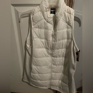 Avia quilted vest small
